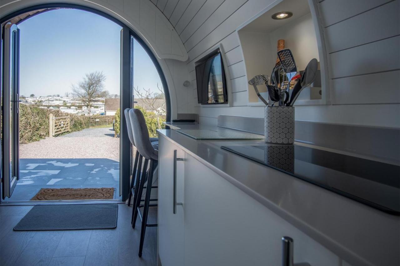 Bracken Burrows - 1 Bedroom Pod - New Hedges ภายนอก รูปภาพ